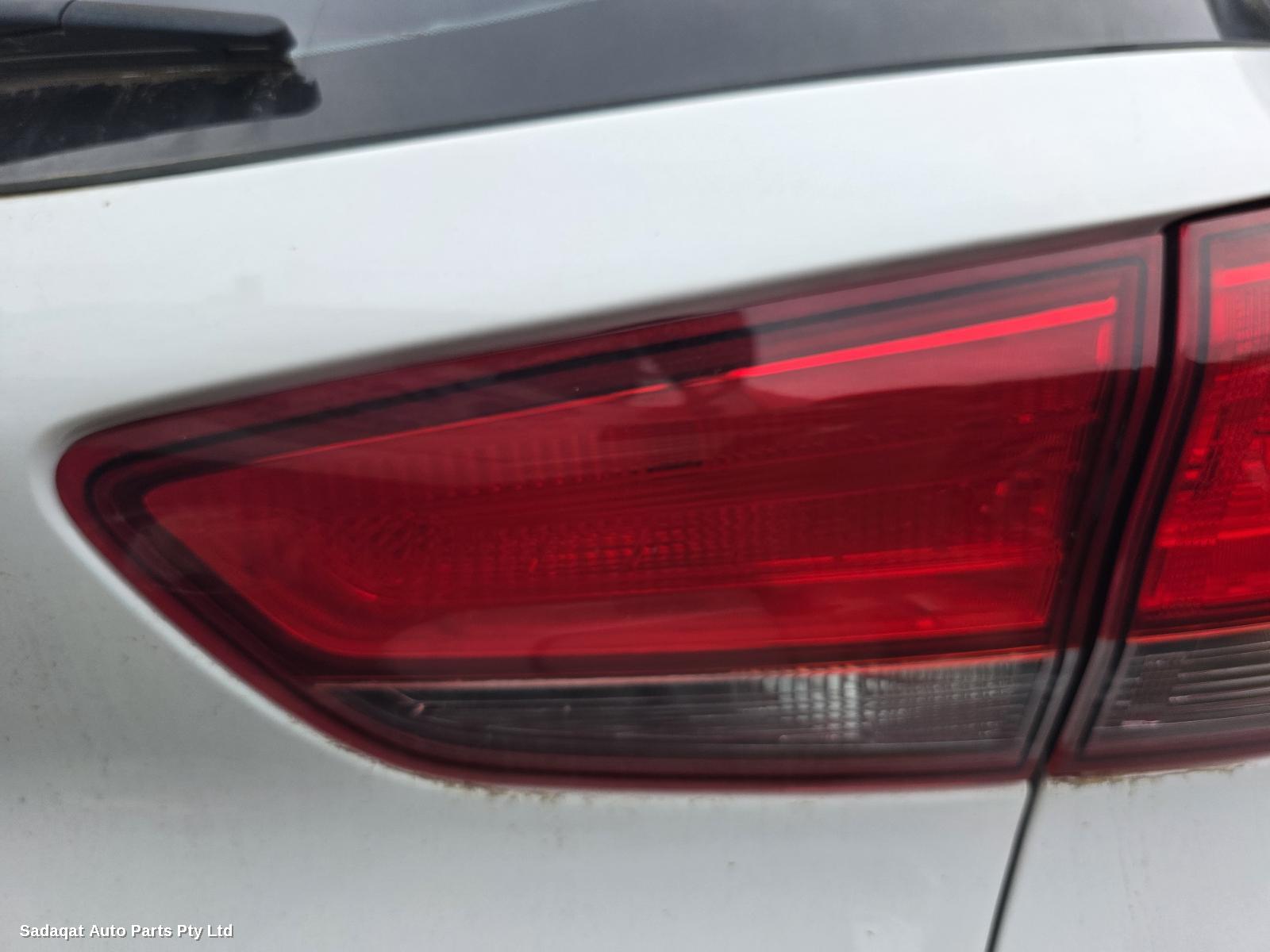 Hyundai I30 Right Headlamp