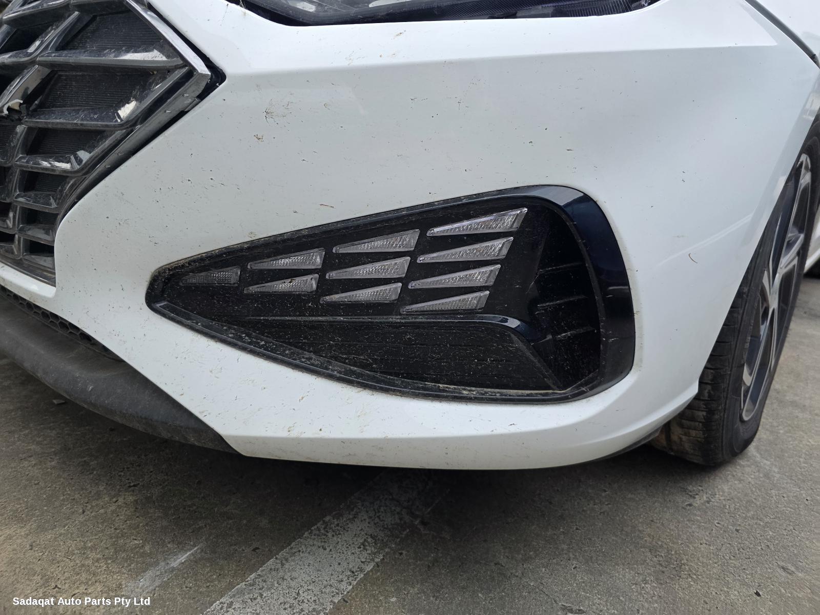 Hyundai I30 Right Headlamp