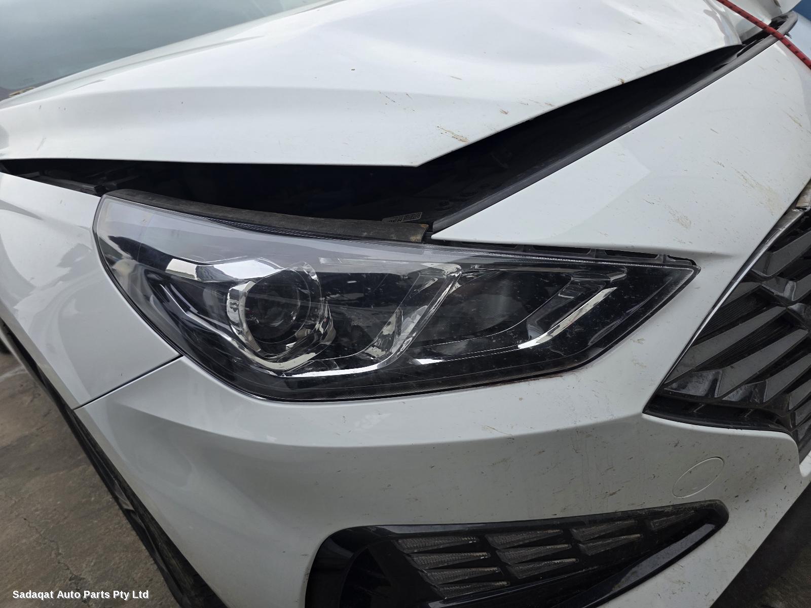 Hyundai I30 Right Headlamp