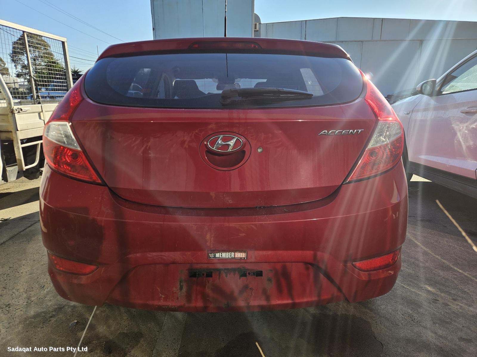 Hyundai Accent Left Guard