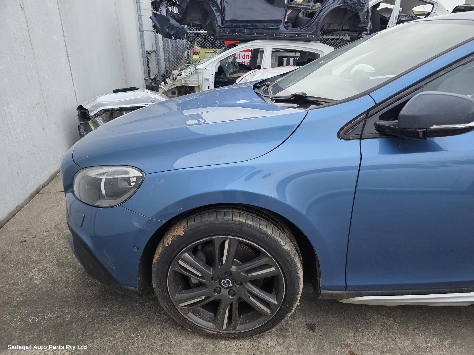 Volvo S40 Left Headlamp