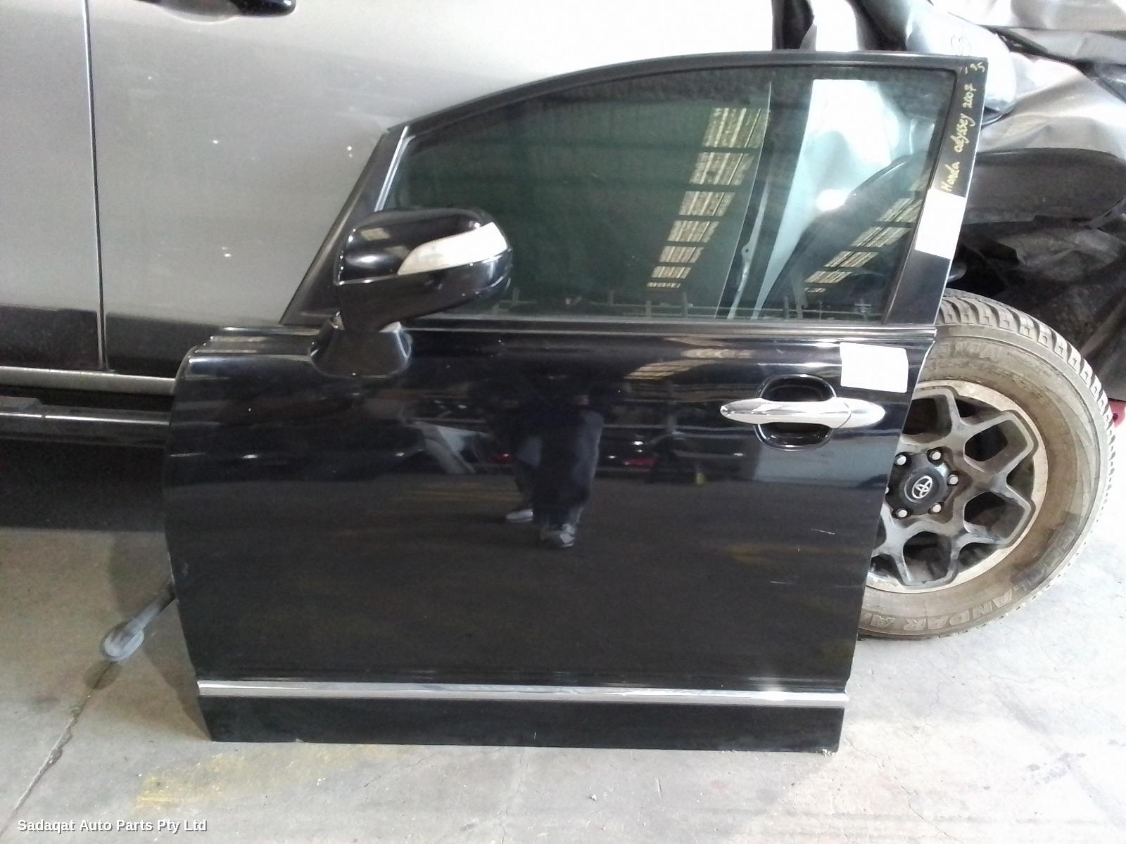 Honda Odyssey Left Front Door