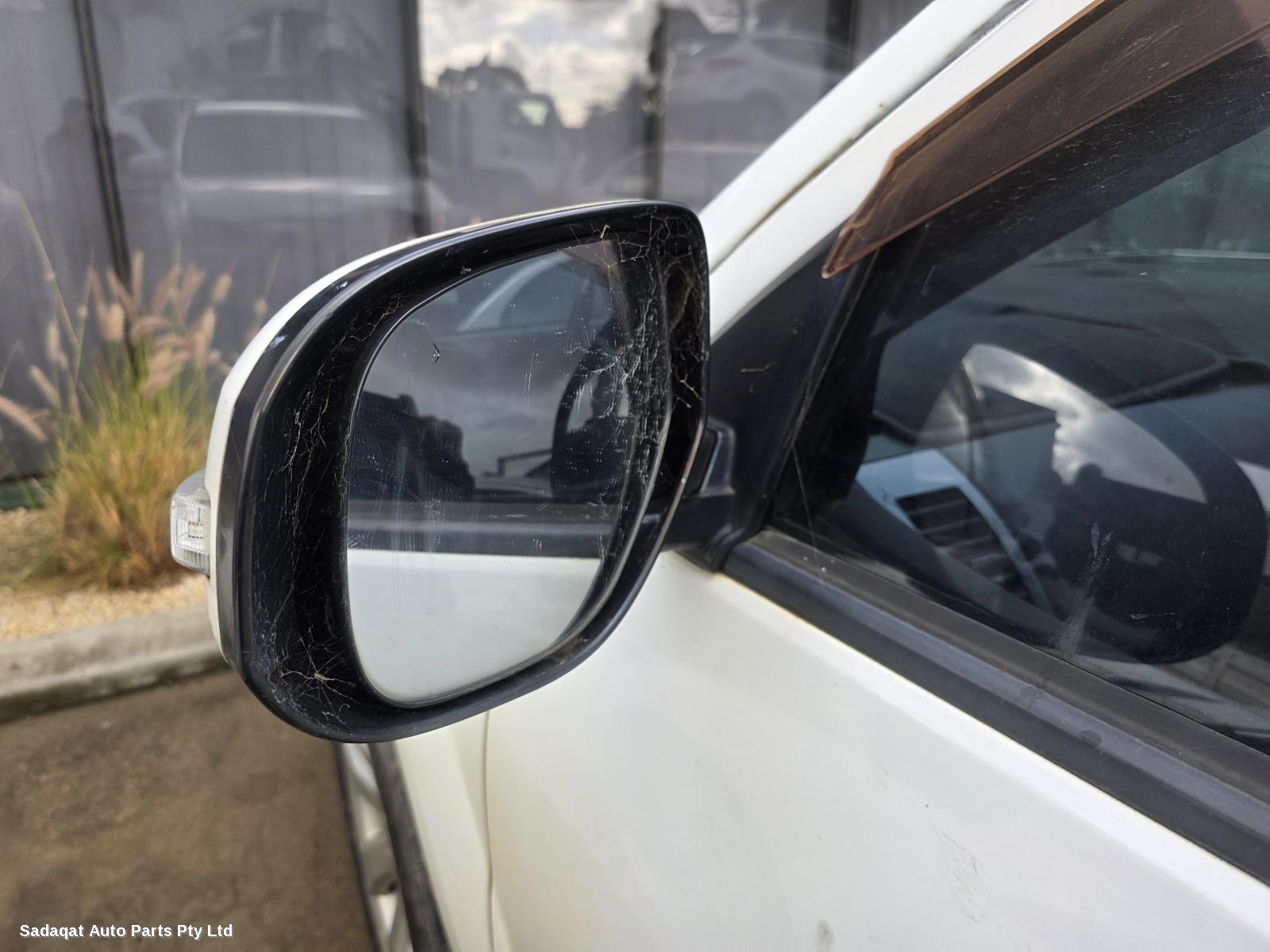 Mitsubishi Outlander Left Guard