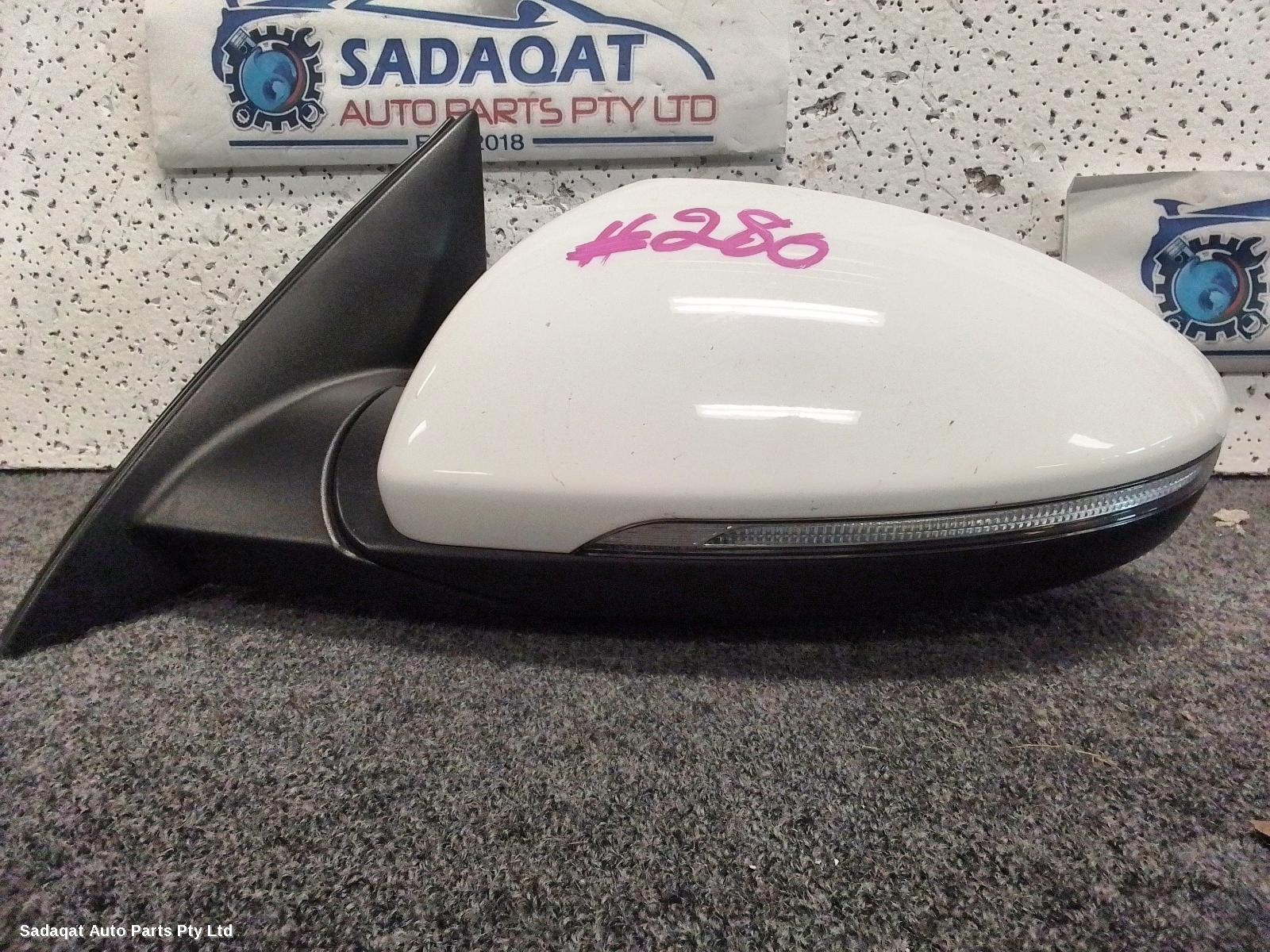 Kia Cerato Left Door Mirror