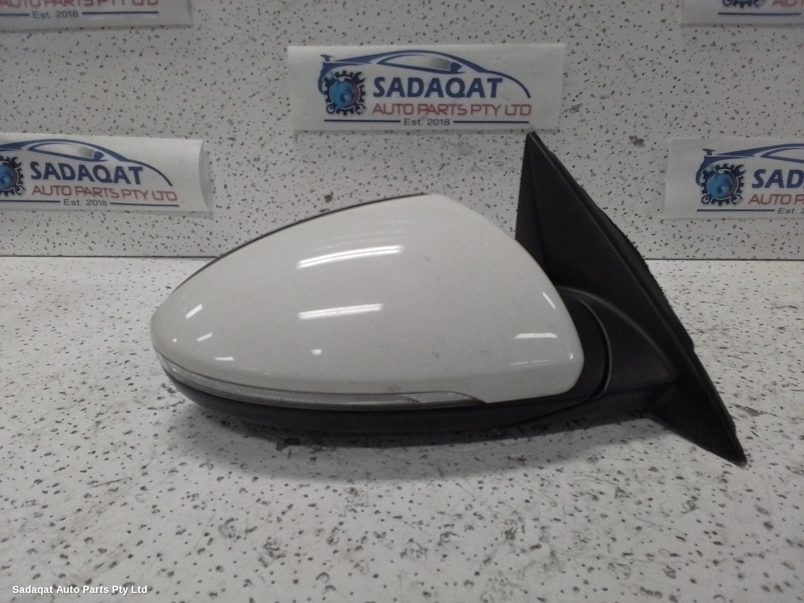 Kia Cerato Right Door Mirror