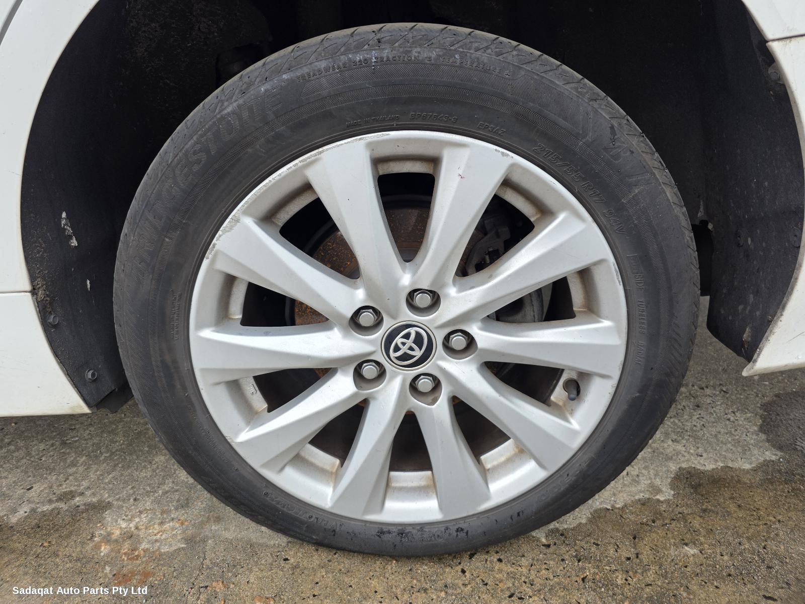 Toyota Camry Rear Garnish