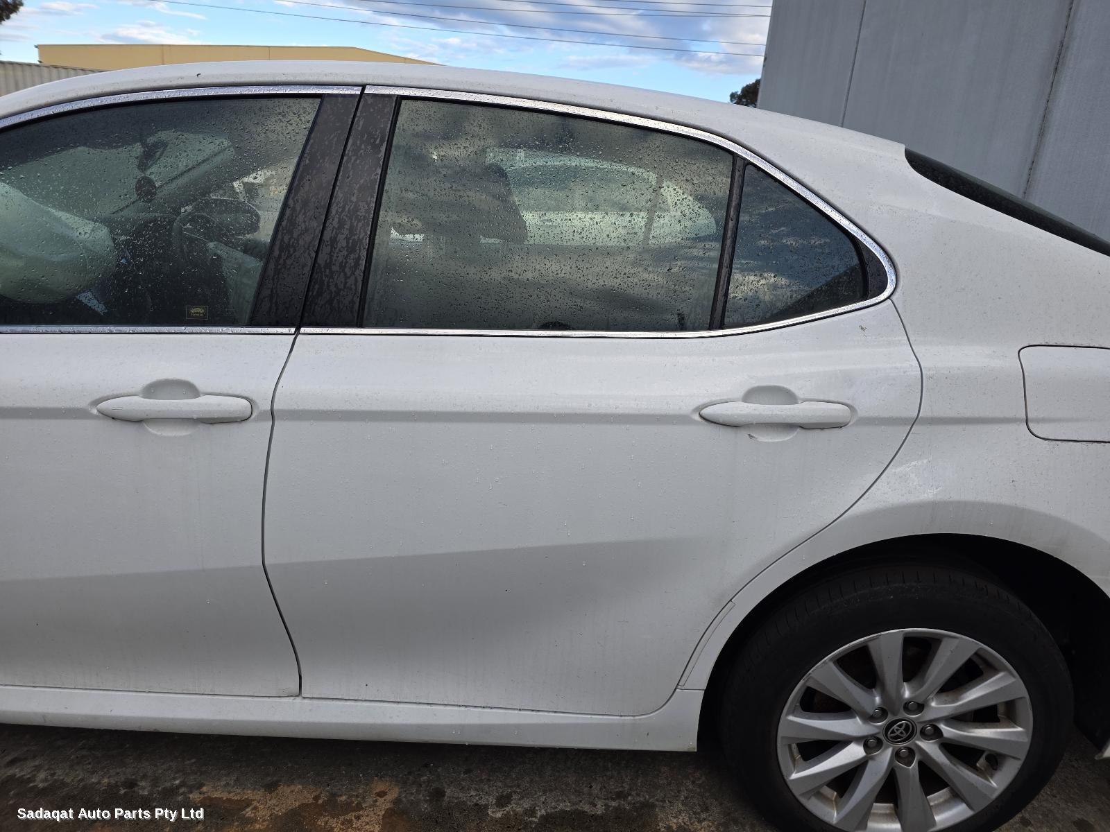 Toyota Camry Rear Garnish