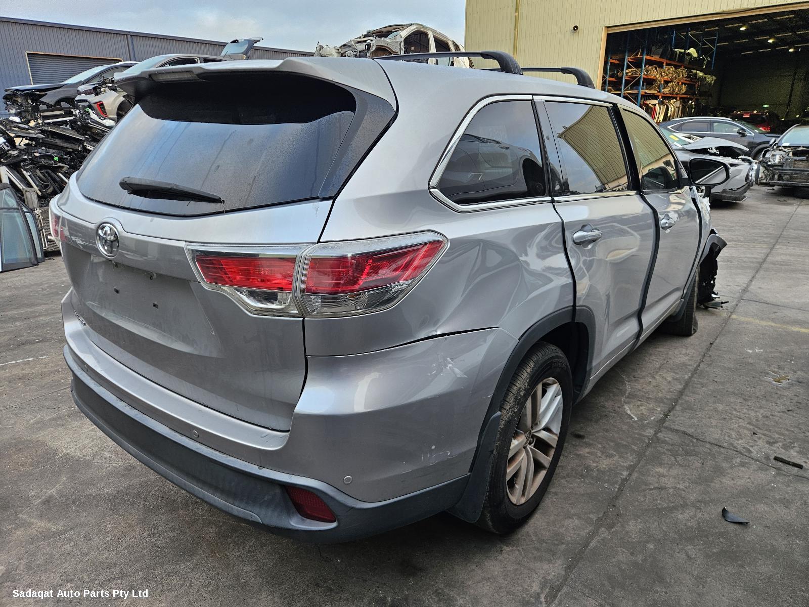 Toyota Kluger Radiator