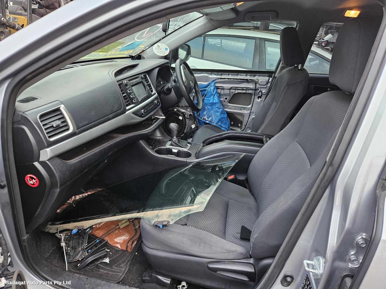 Toyota Kluger Radiator