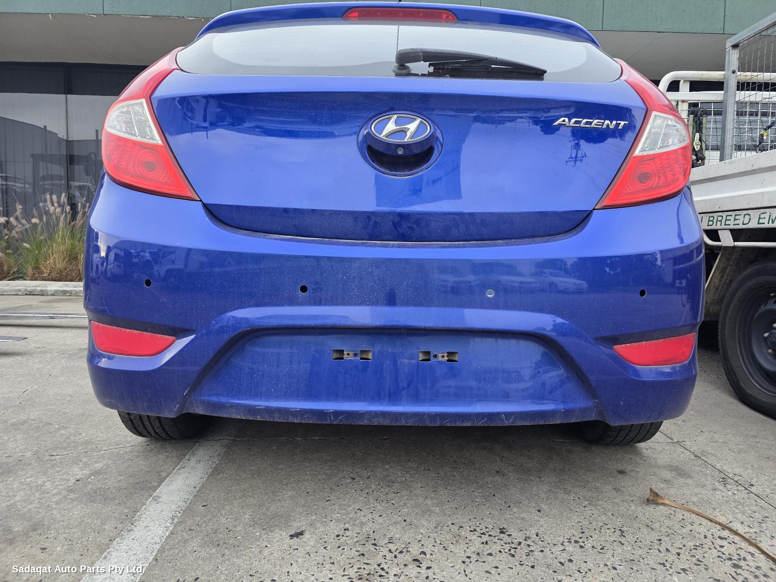 Hyundai Accent Left Headlamp