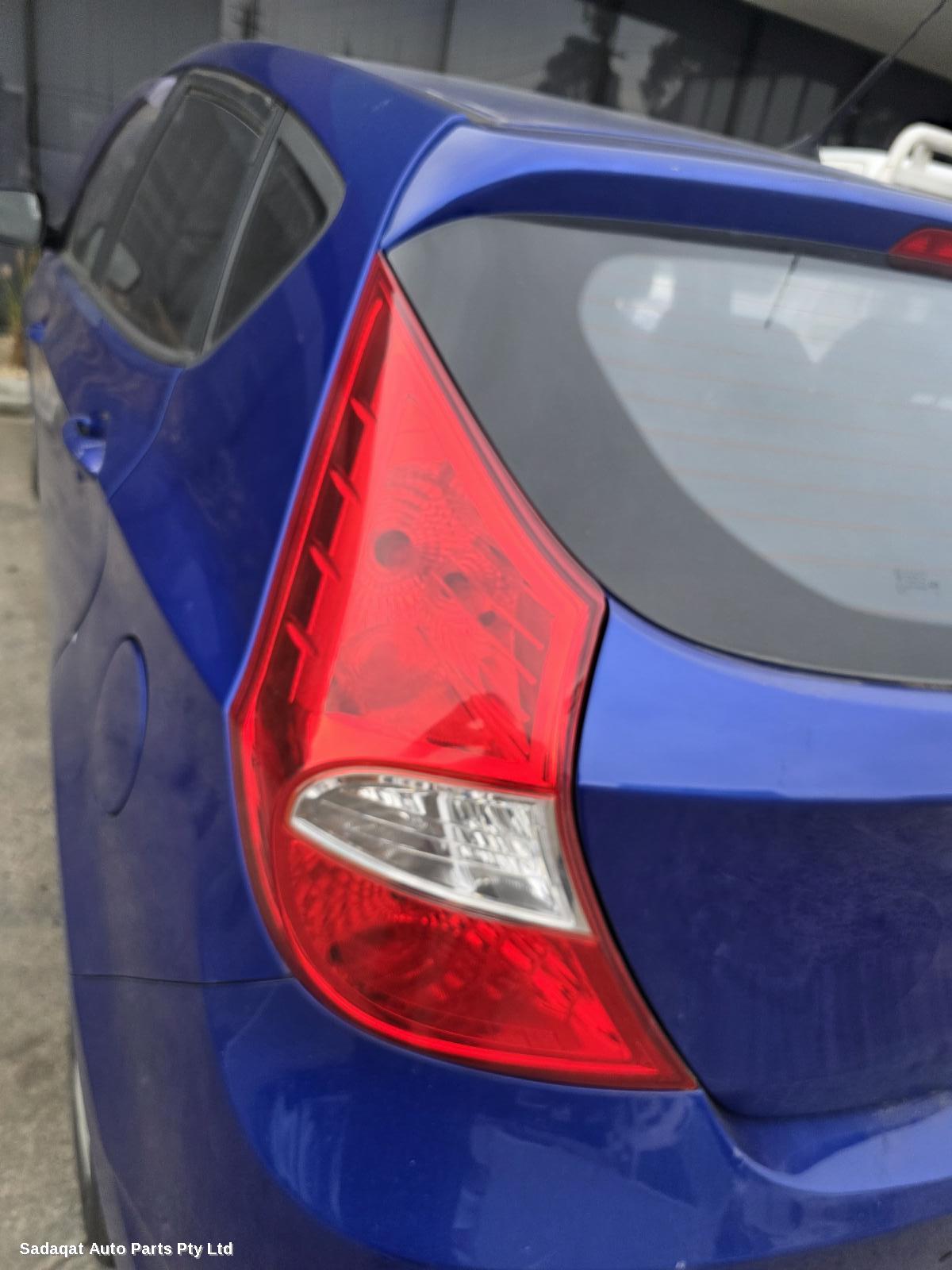 Hyundai Accent Left Headlamp