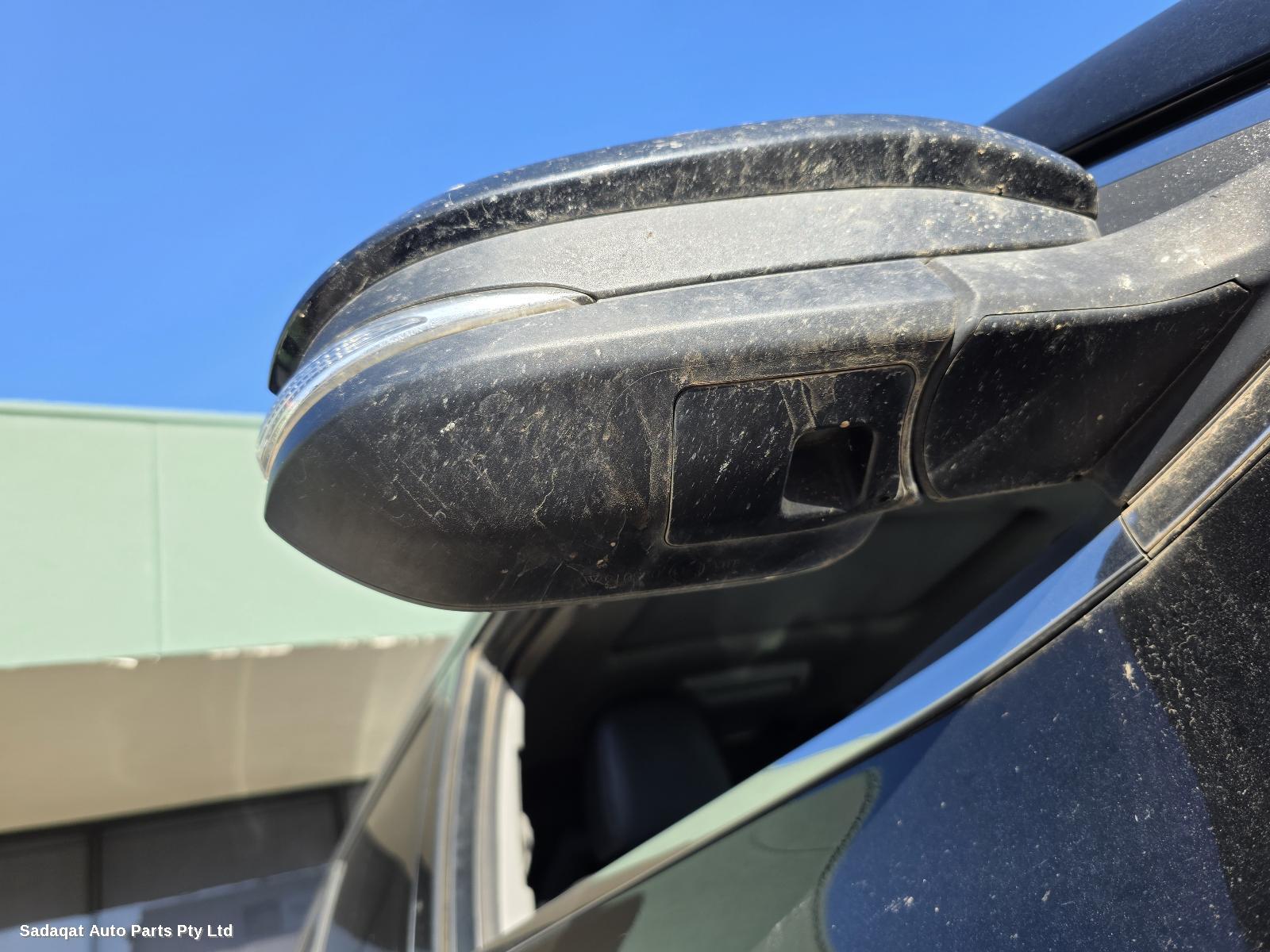 Toyota Kluger Hatch Strut