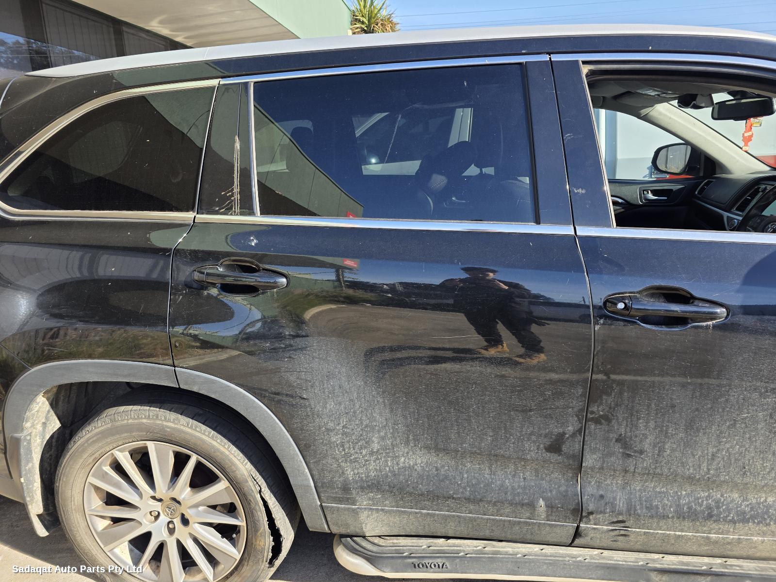 Toyota Kluger Hatch Strut