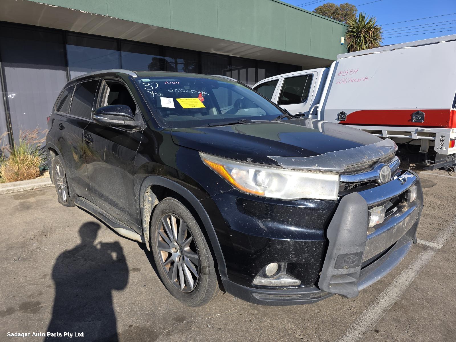 Toyota Kluger Hatch Strut