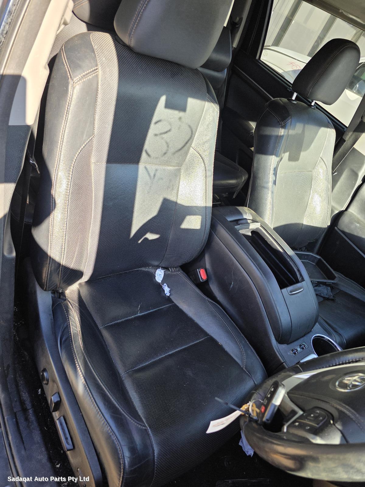 Toyota Kluger Hatch Strut