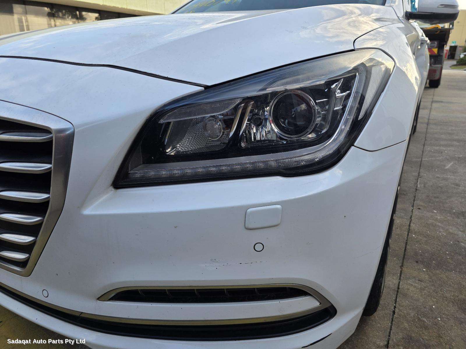 Hyundai Genesis Left Door Mirror