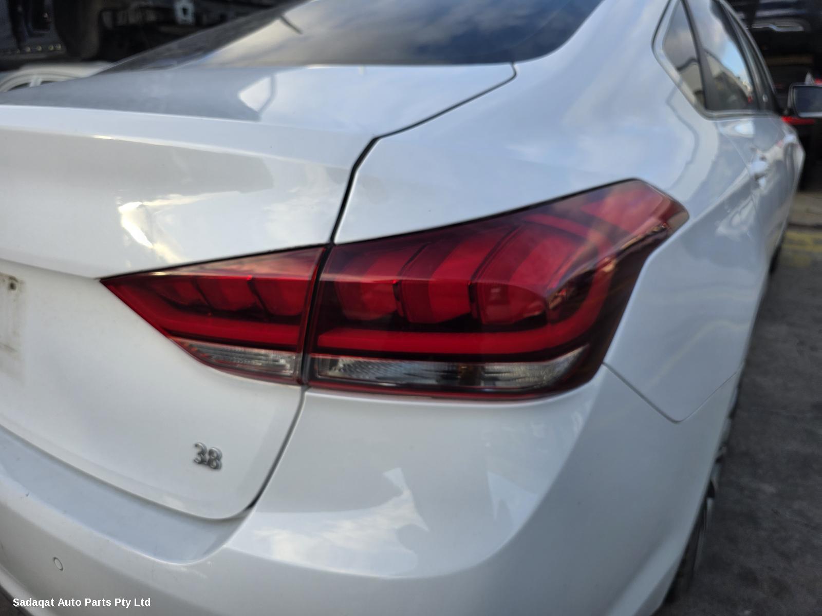Hyundai Genesis Left Door Mirror