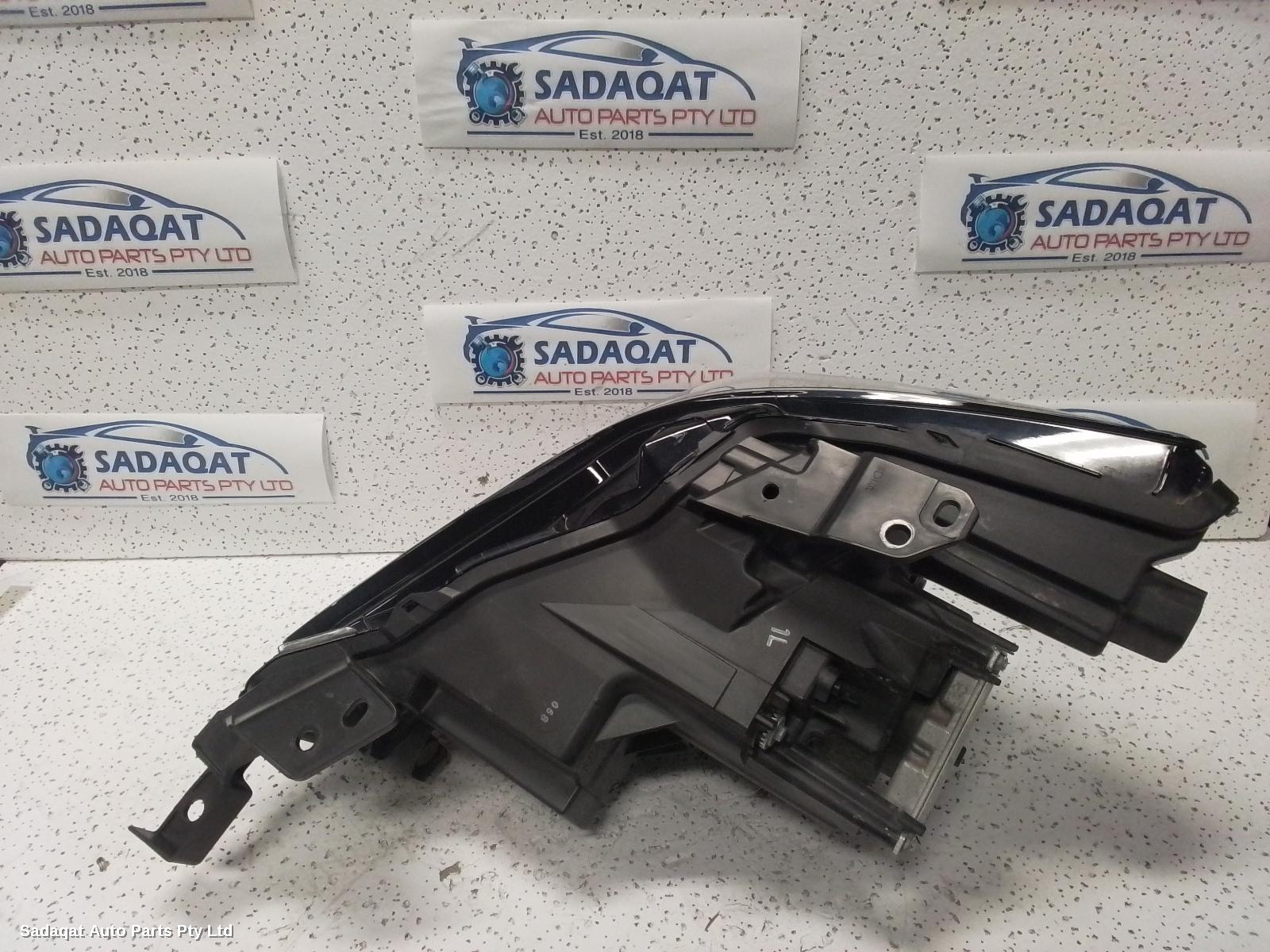 Mazda 3 Right Headlamp