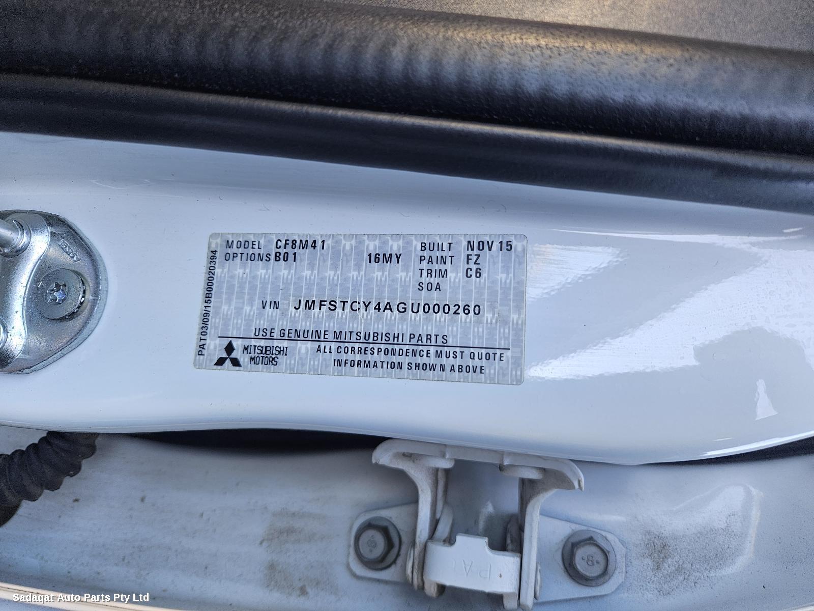 Mitsubishi Lancer Left Front Door