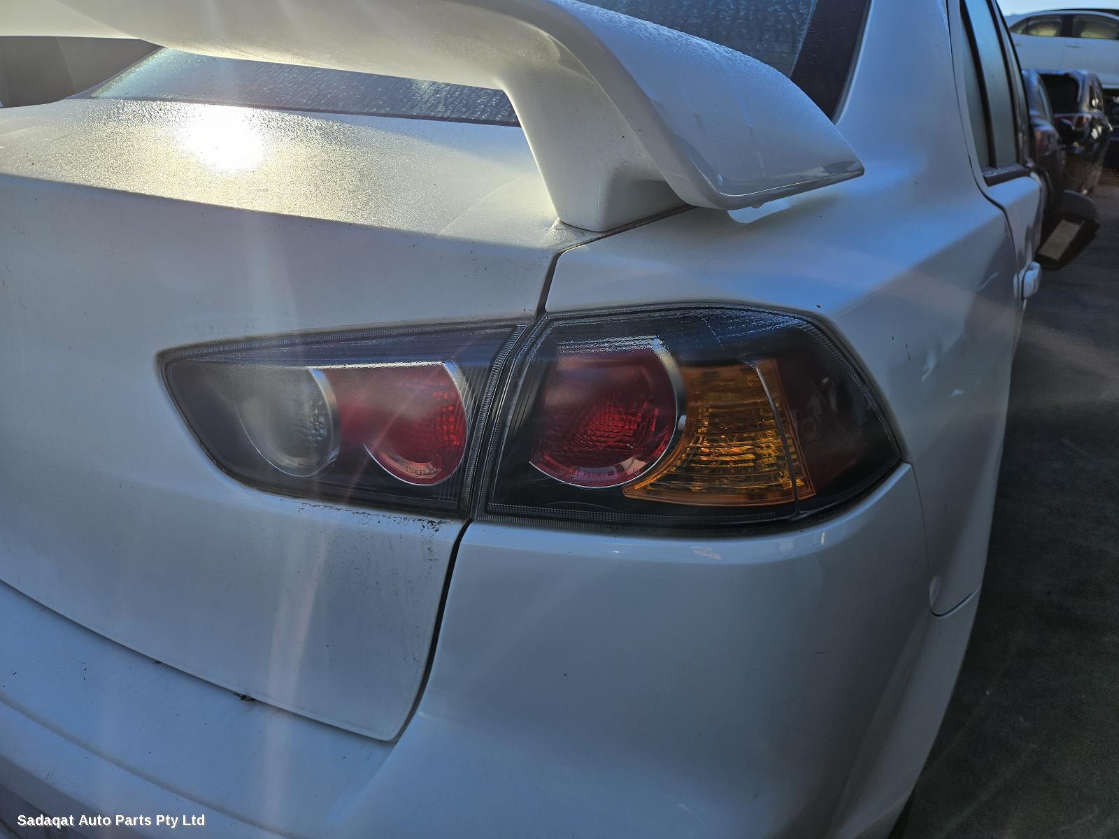 Mitsubishi Lancer Left Front Door