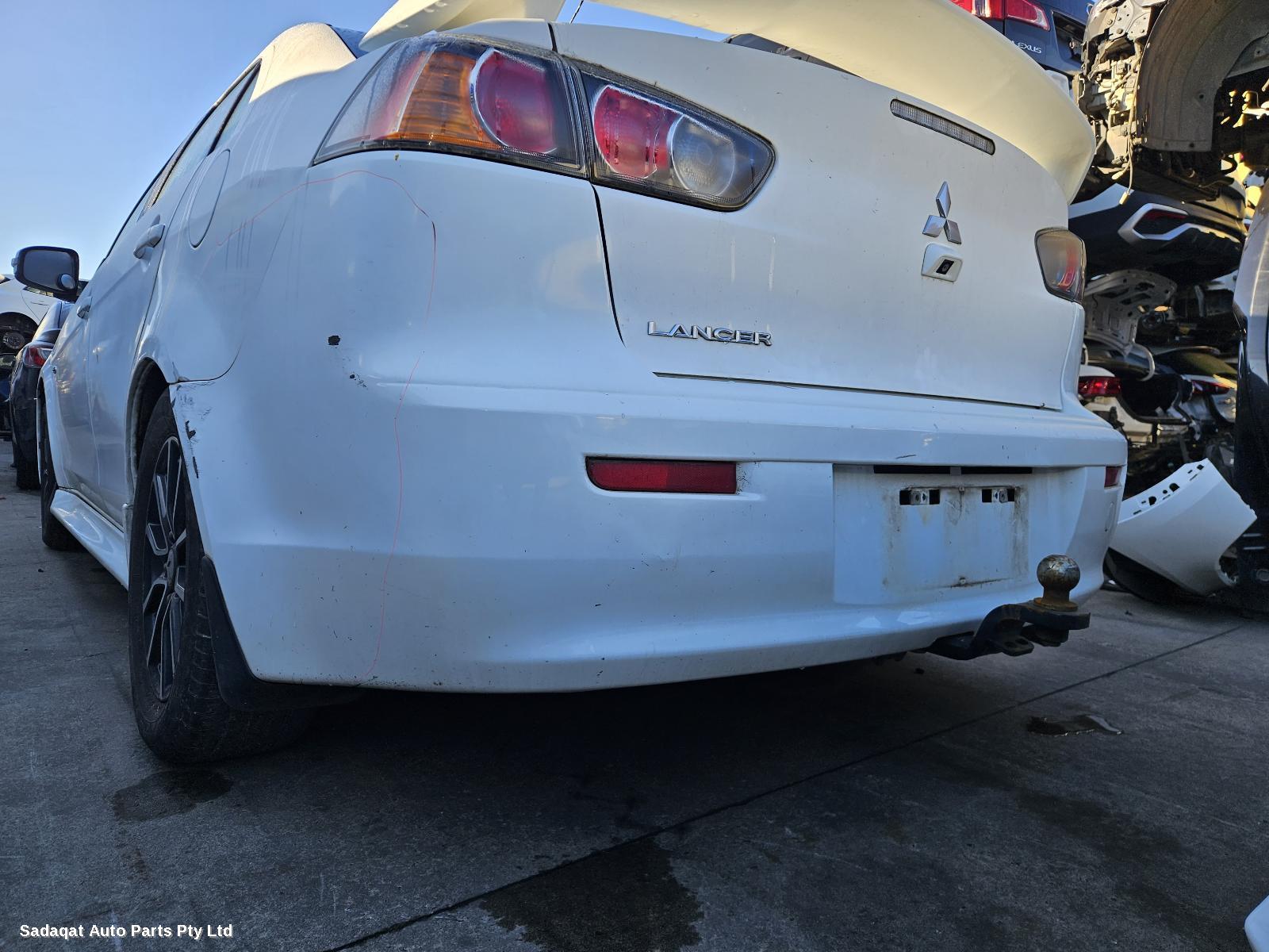 Mitsubishi Lancer Left Front Door