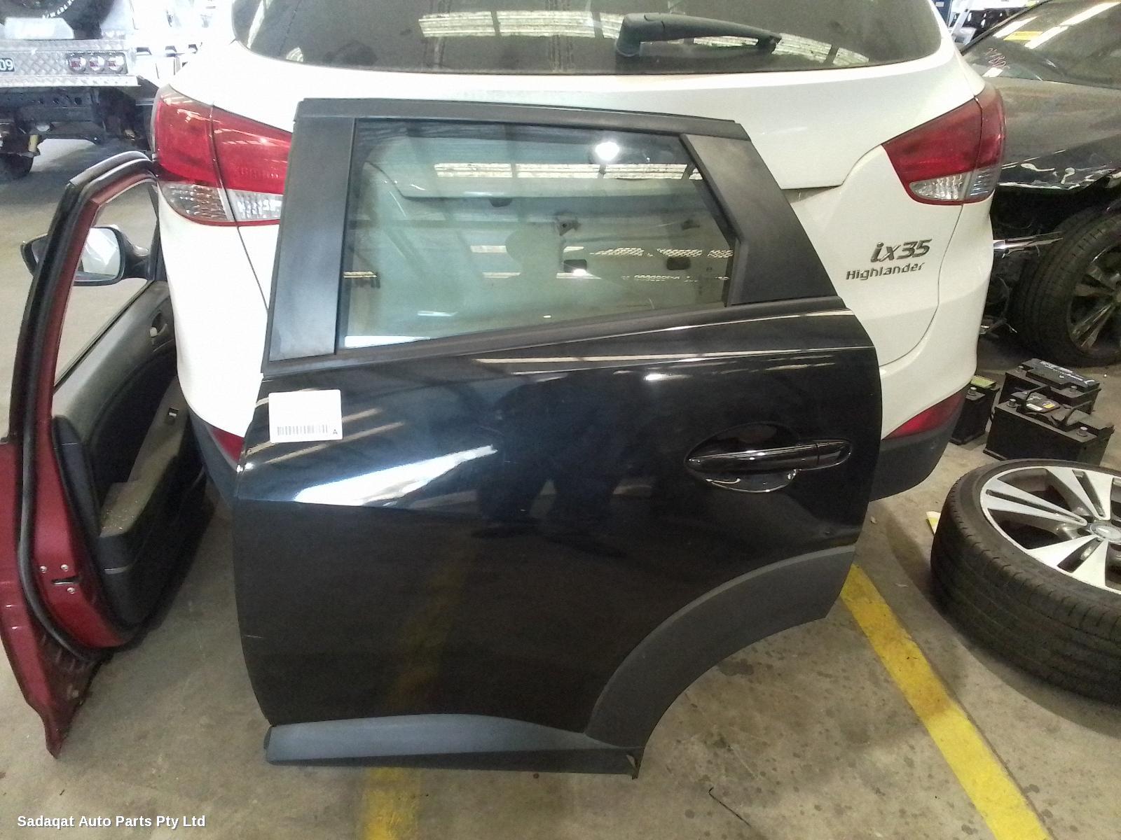 Mazda Cx3 Left Rear Door/sliding
