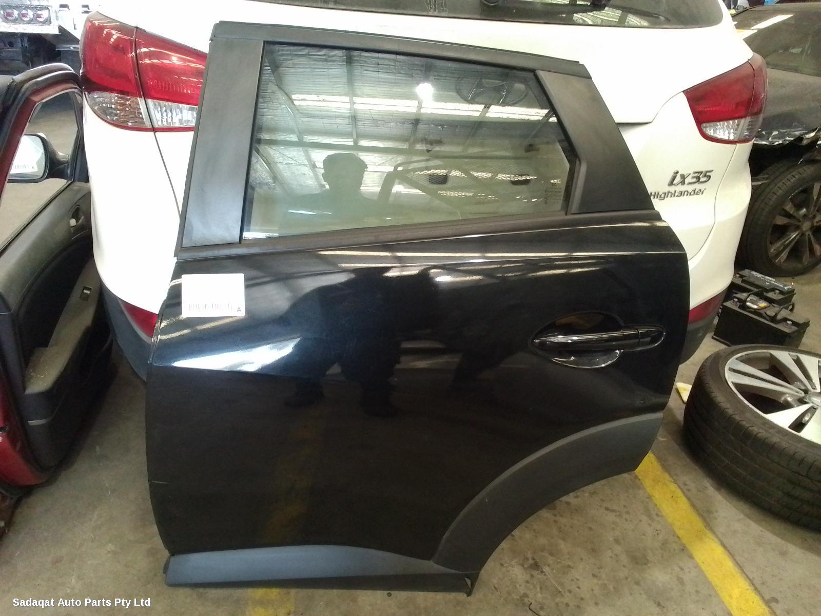 Mazda Cx3 Left Rear Door/sliding