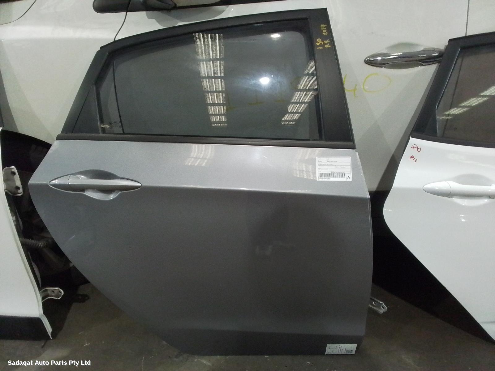 Hyundai I30 Right_rear_door_sliding
