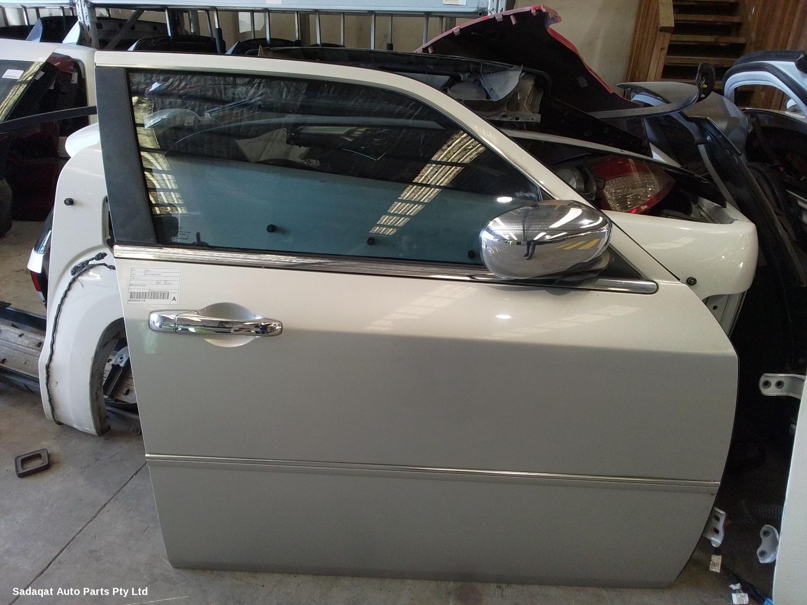 Chrysler 300c Right Front Door