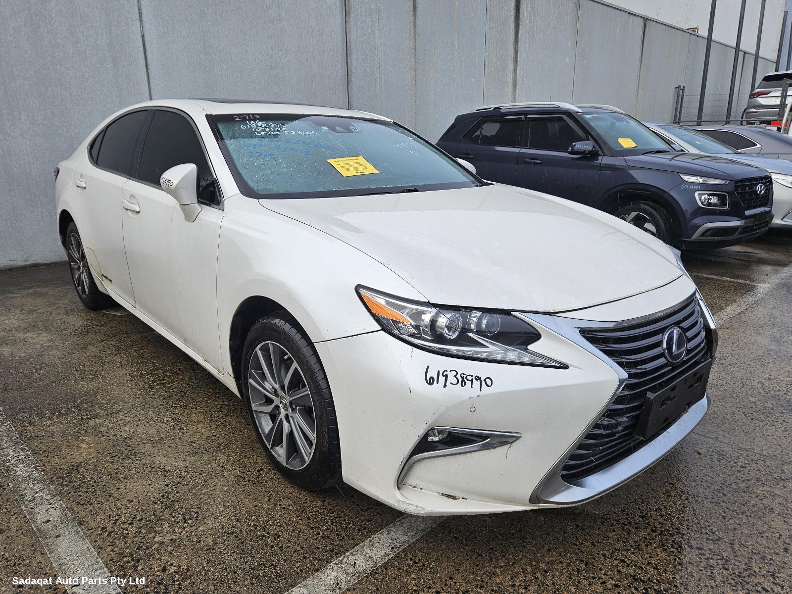 Lexus Es Series (13-) Left Headlamp