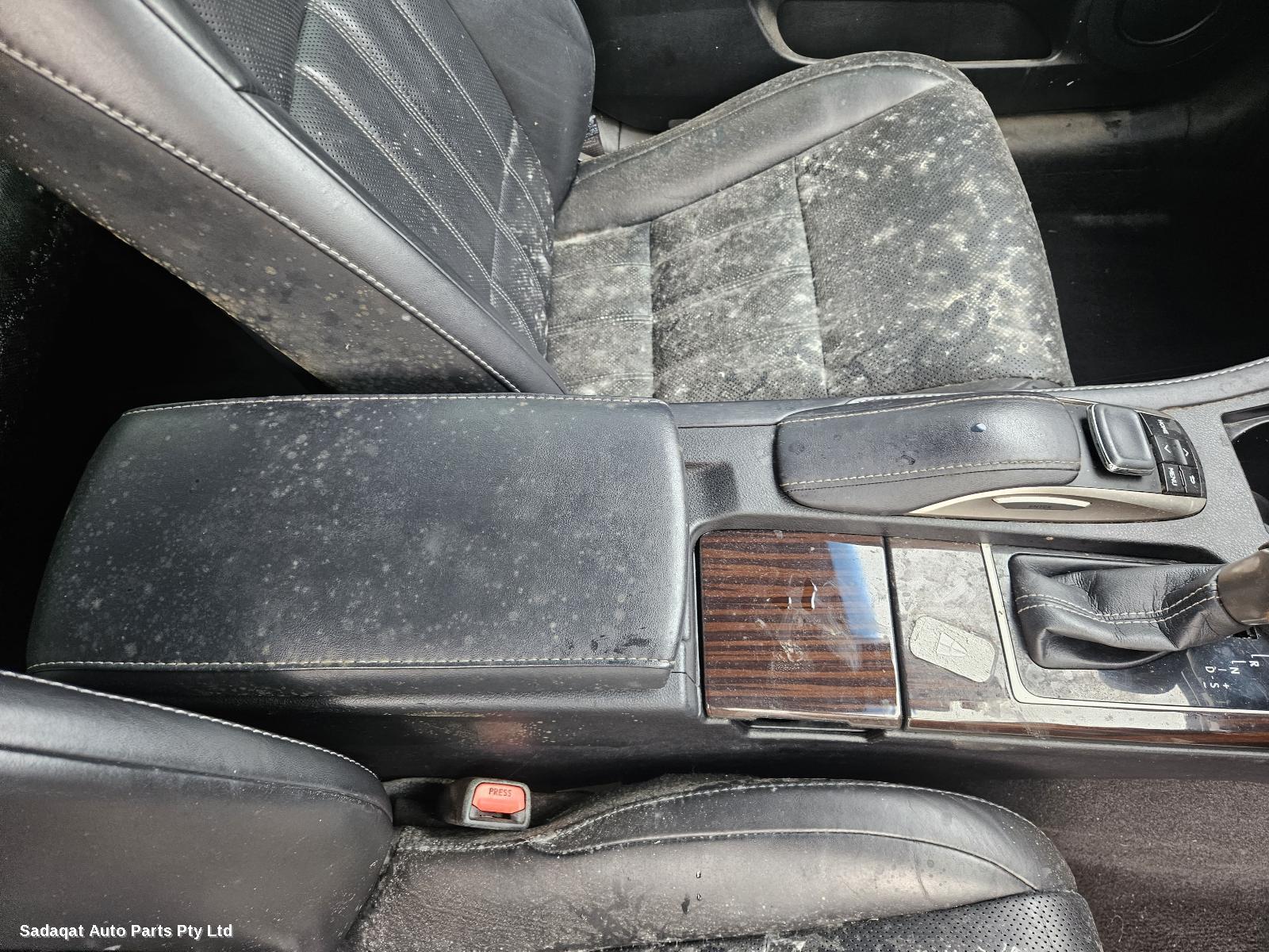 Lexus Es Series (13-) Radiator