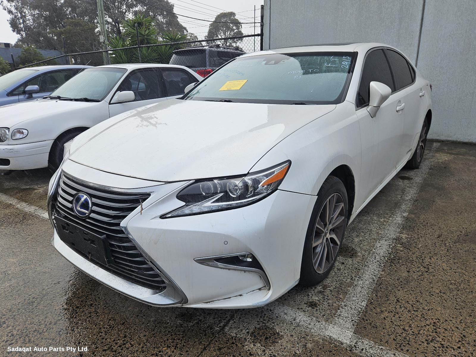 Lexus Es Series (13-) Radiator