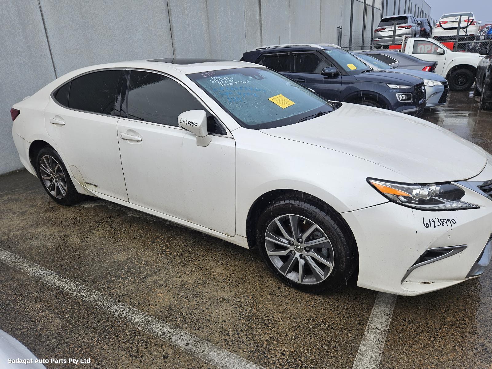 Lexus Es Series (13-) Radiator