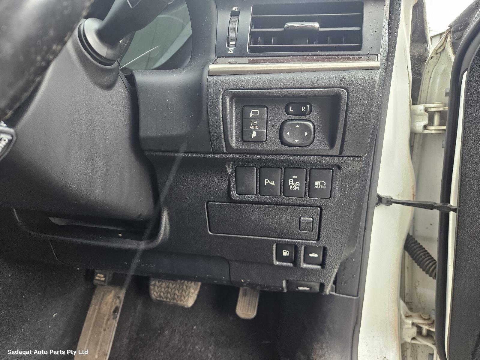 Lexus Es Series (13-) Radiator