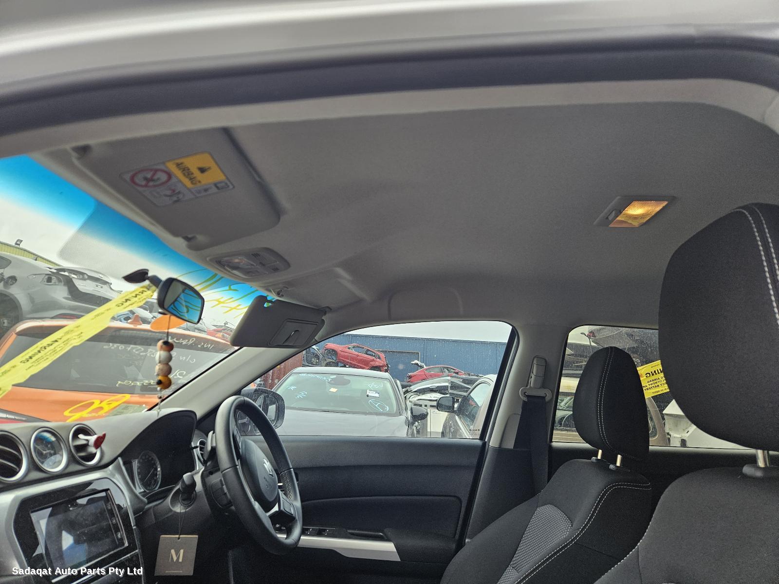 Suzuki Vitara Right Door Mirror