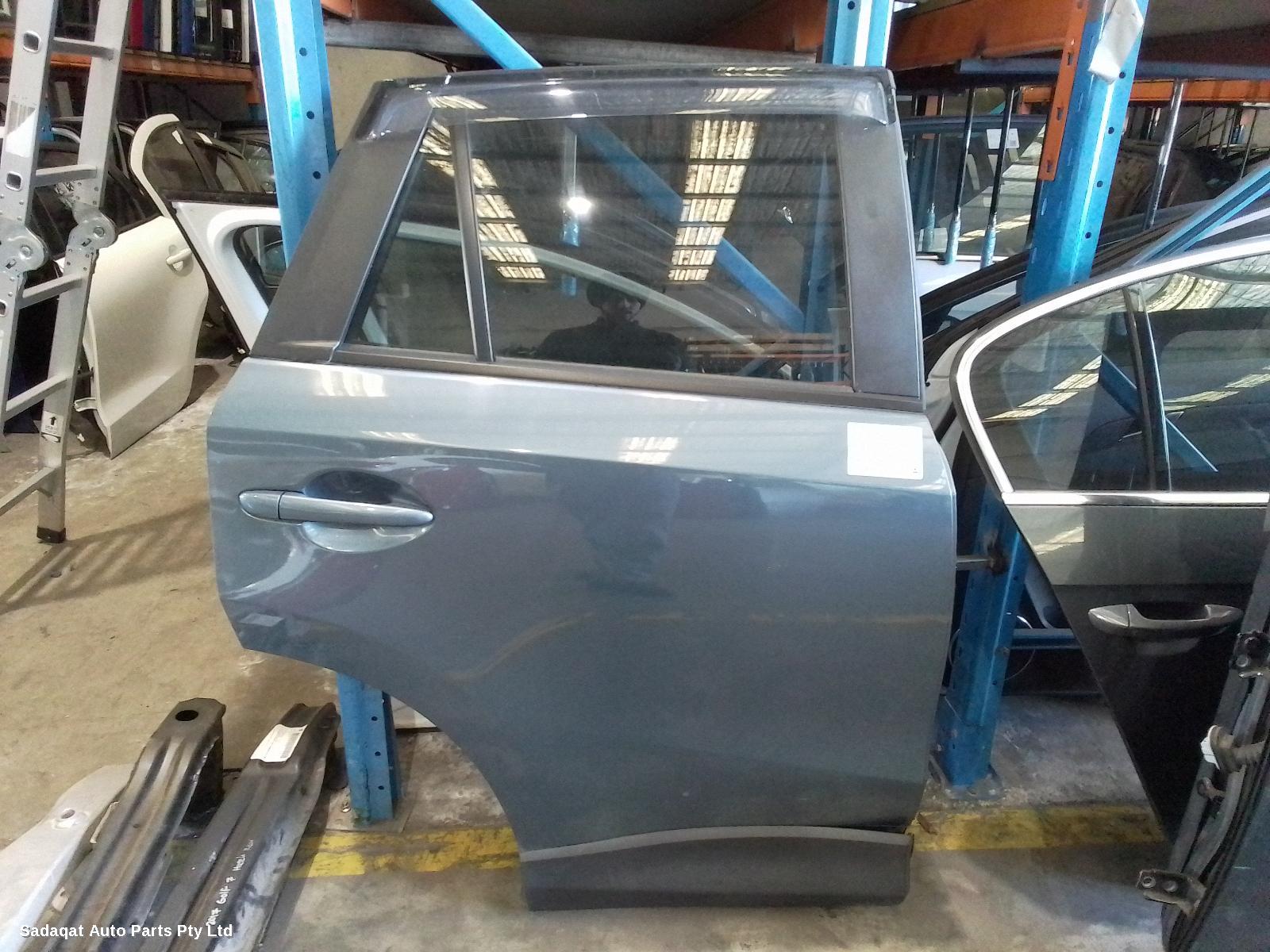 Mazda Cx5 Right_rear_door_sliding