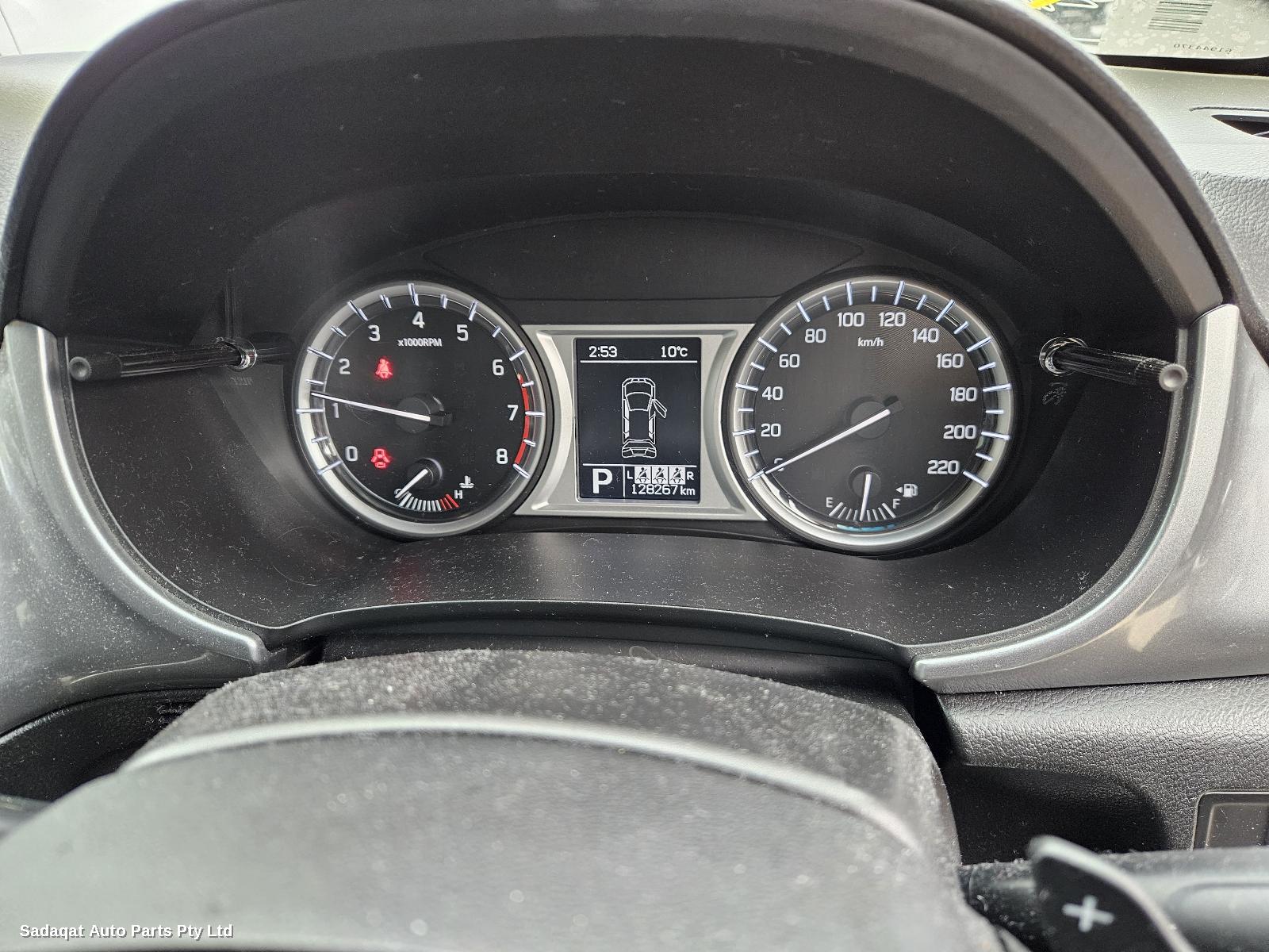 Suzuki Vitara Right Door Mirror