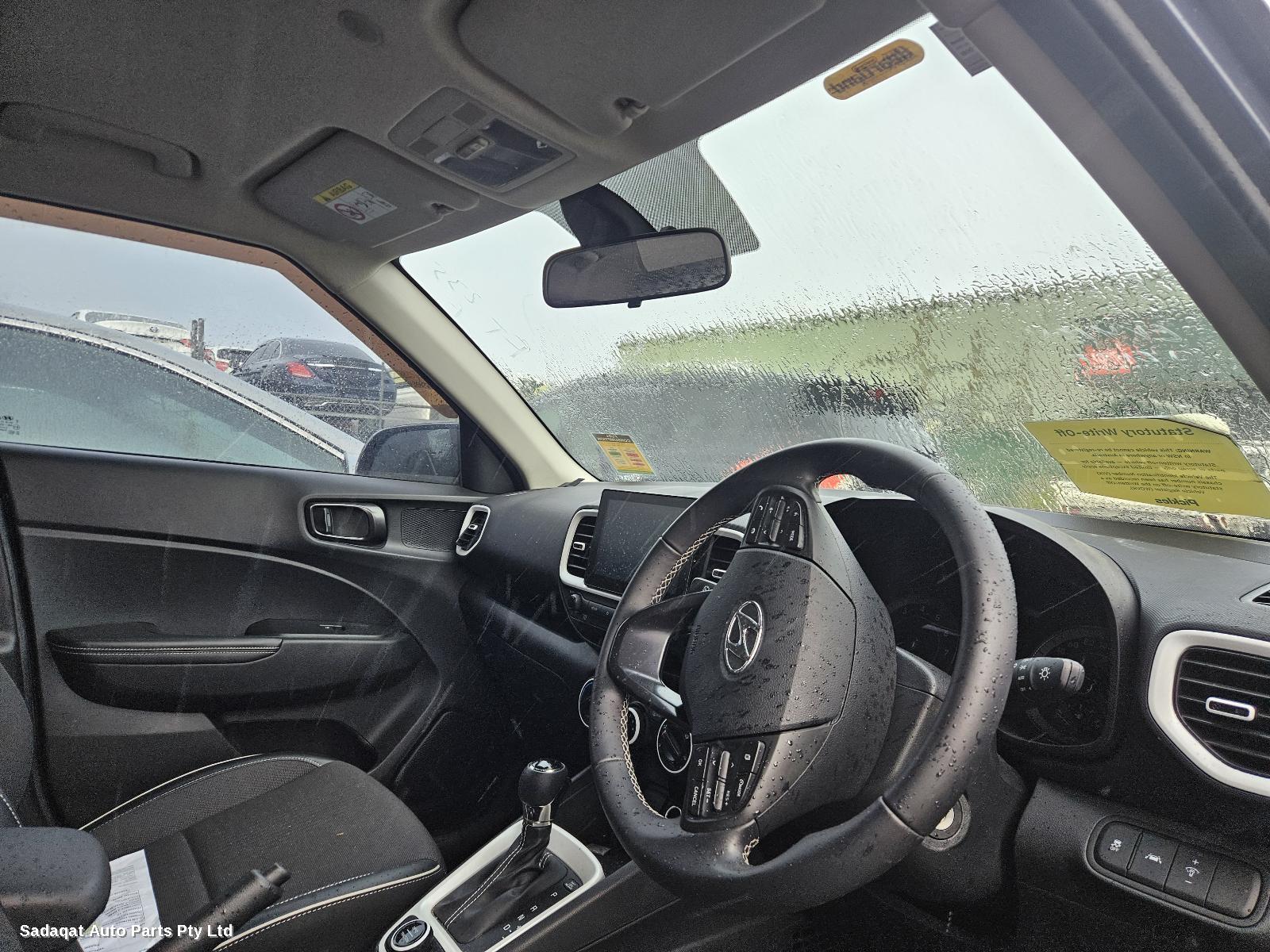 Hyundai Venue Wheel Mag