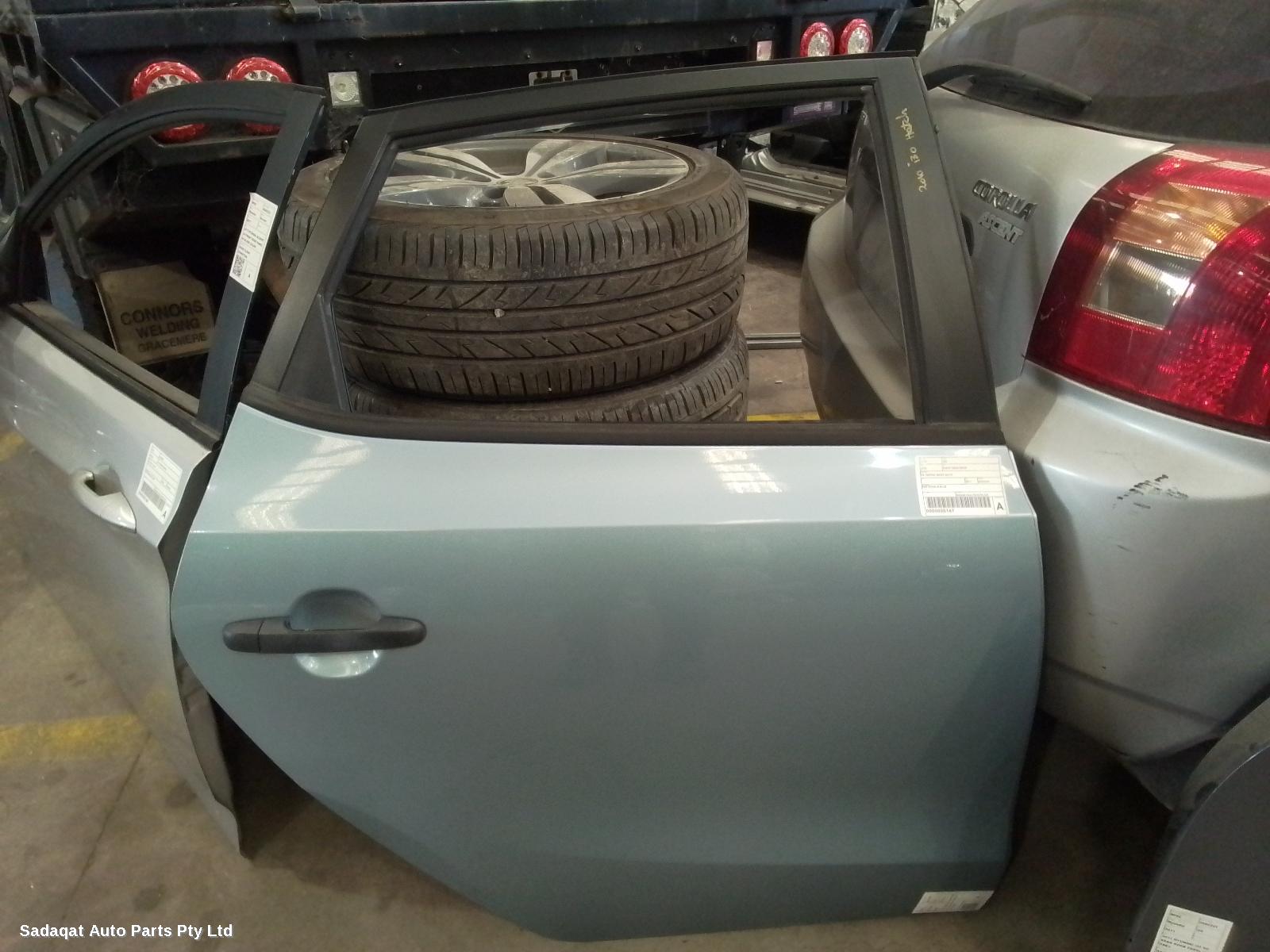Hyundai I30 Right_rear_door_sliding