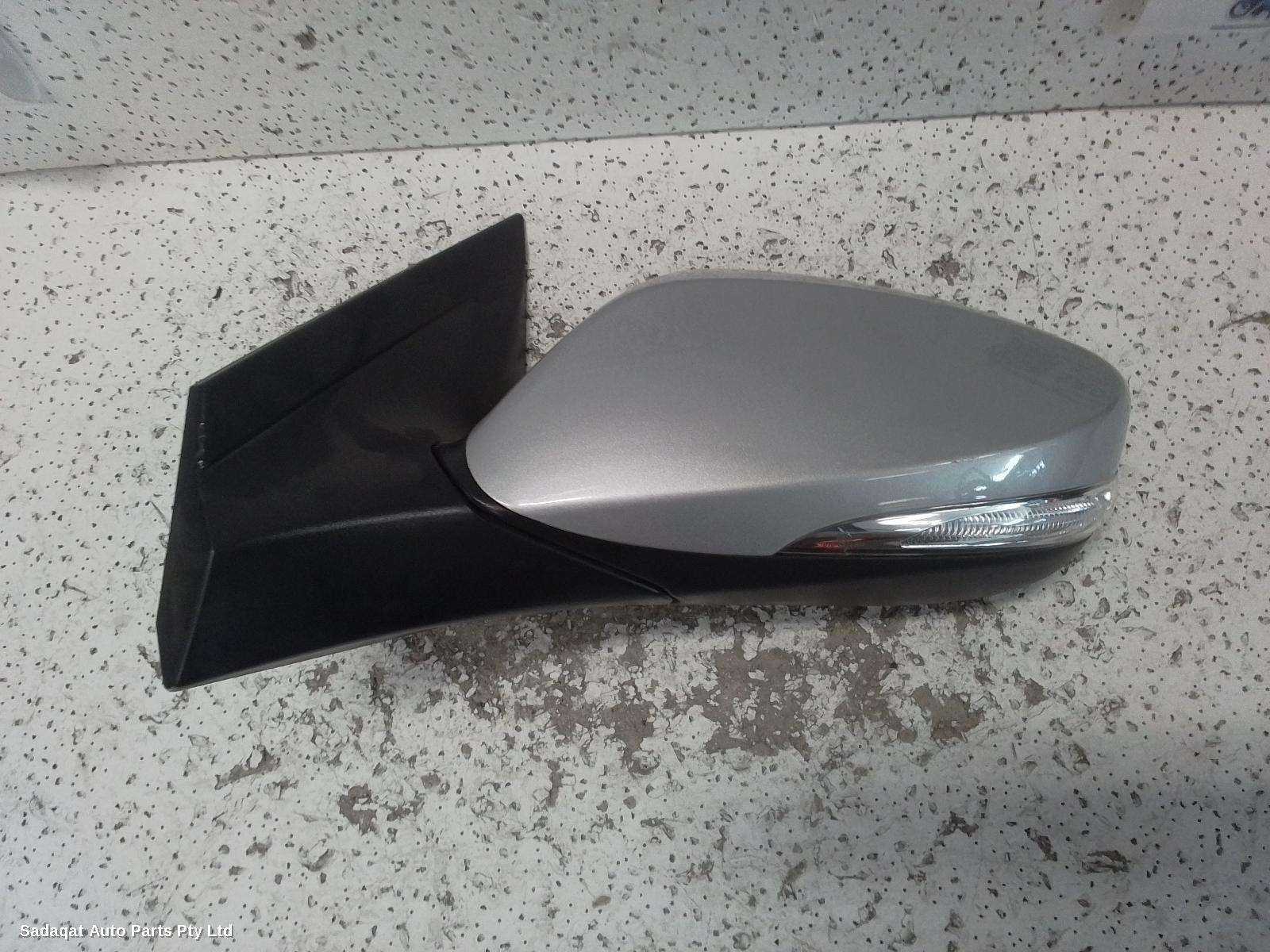 Hyundai Accent Left Door Mirror