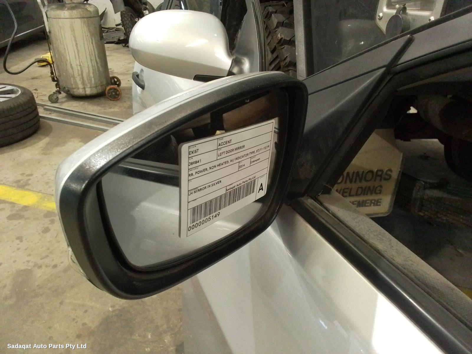 Hyundai Accent Left Door Mirror