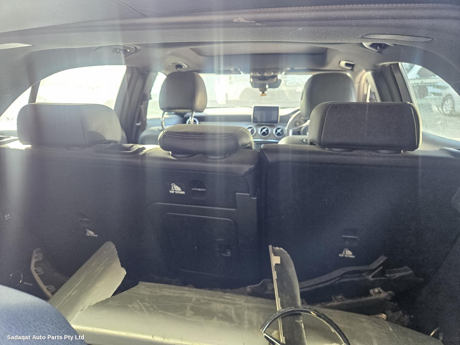 Mercedes Gla Class Seatbelt/stalk