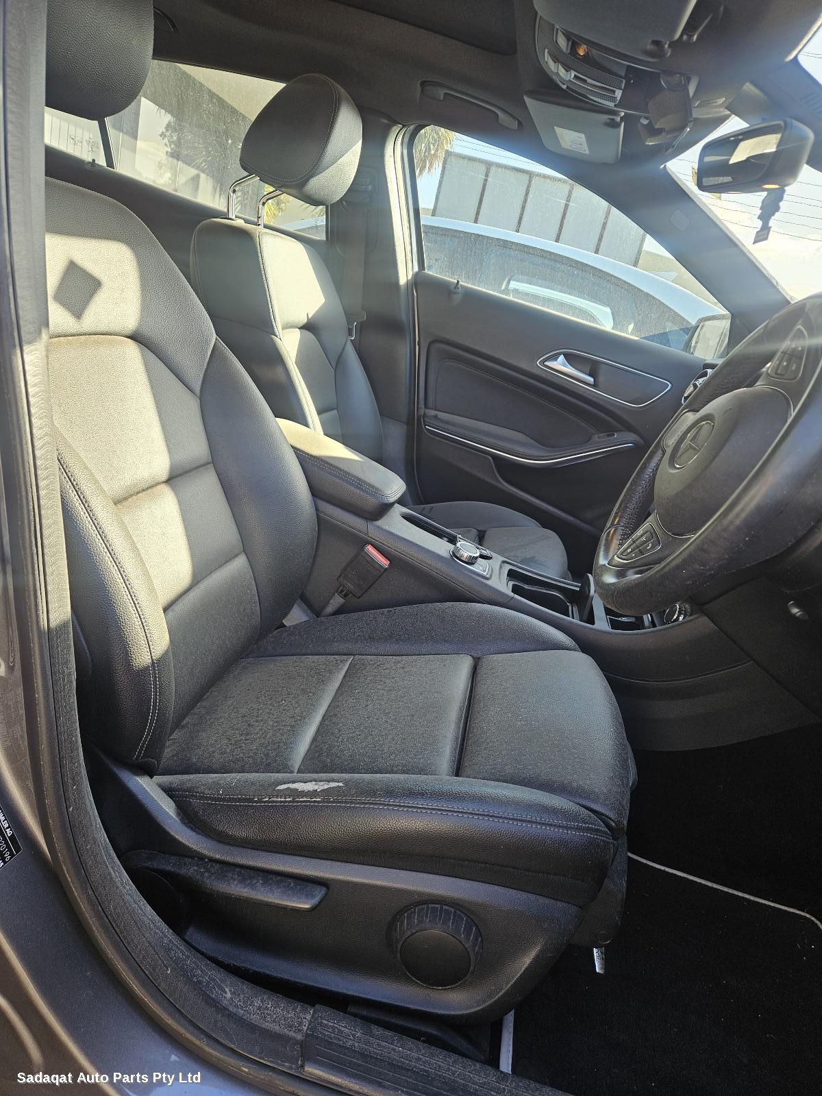 Mercedes Gla Class Seatbelt/stalk