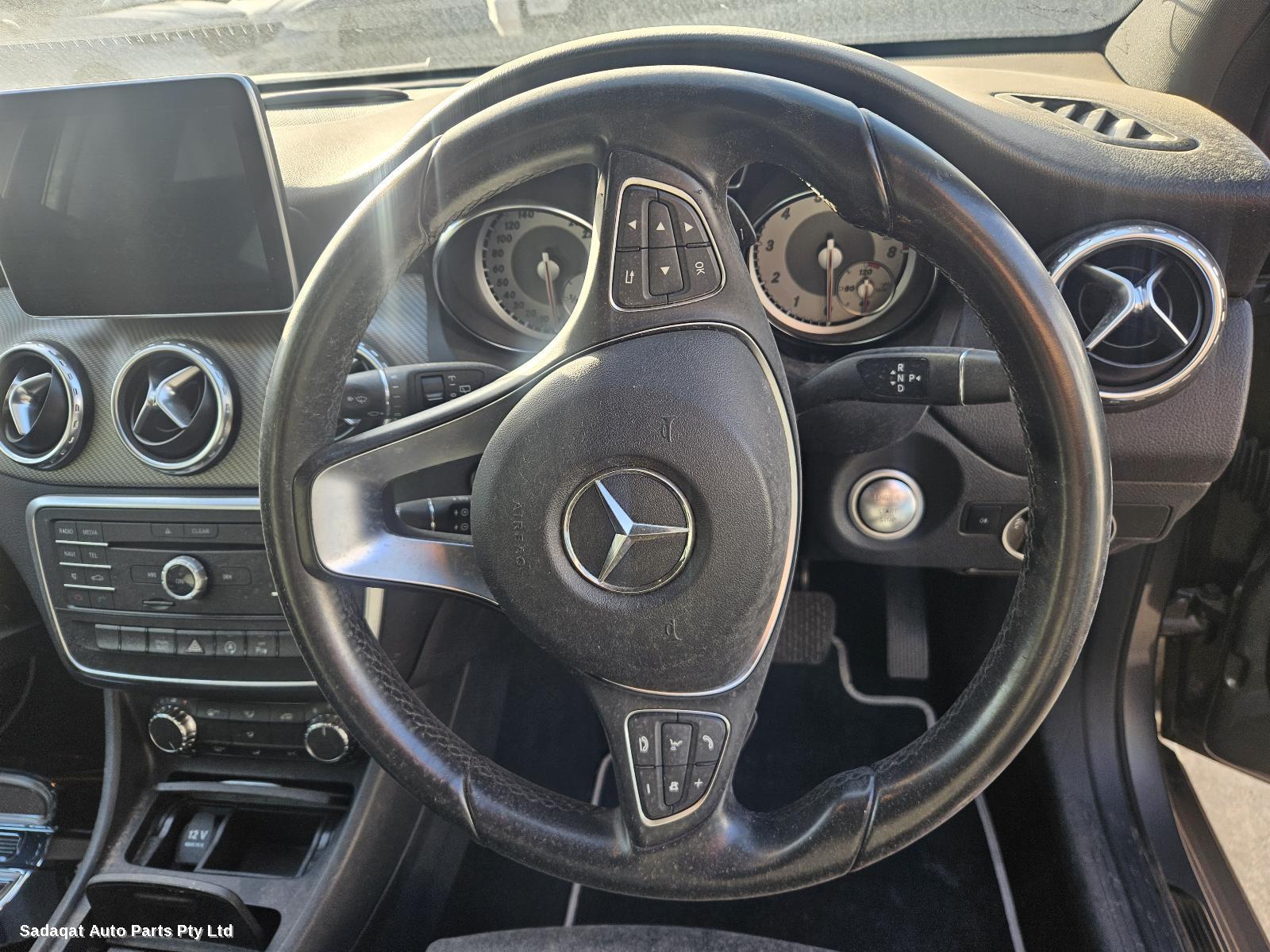 Mercedes Gla Class Seatbelt/stalk