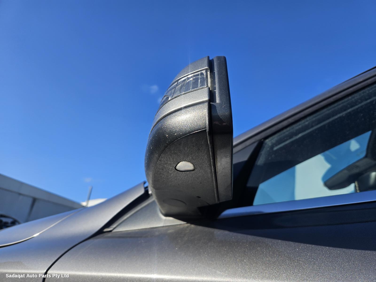 Mercedes Gla Class Seatbelt/stalk