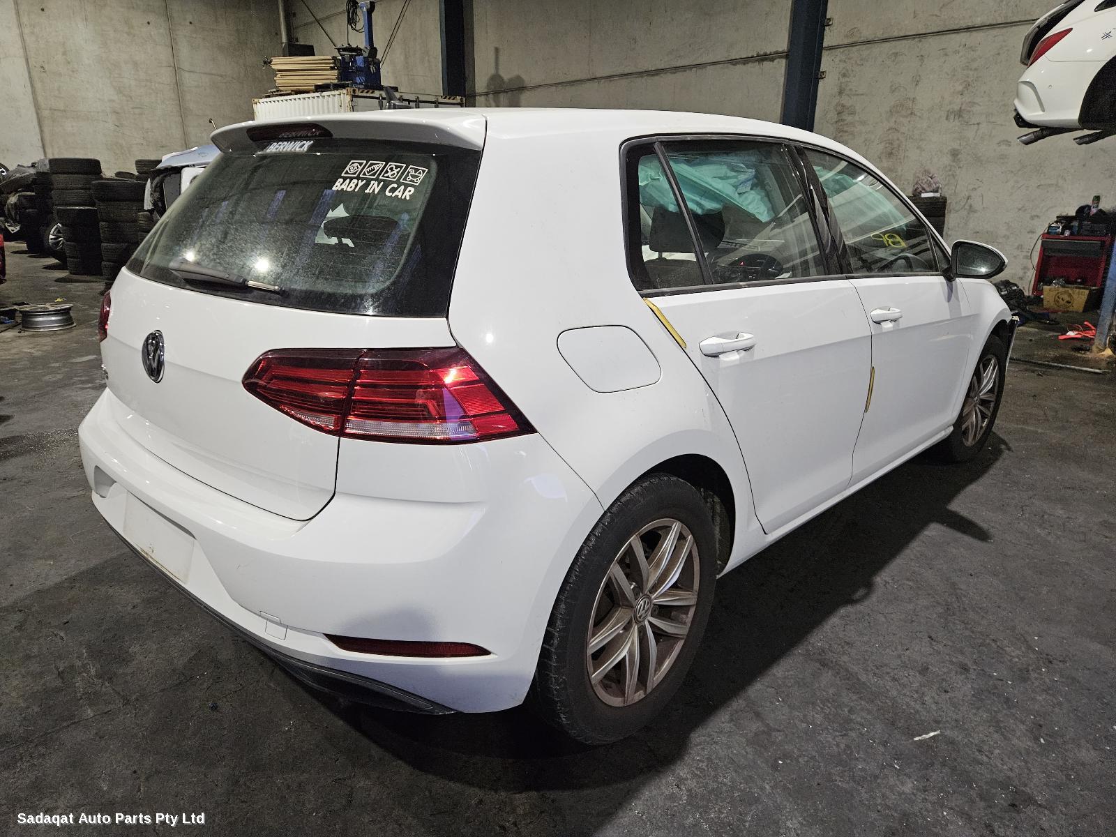 Volkswagen Golf Rear Garnish