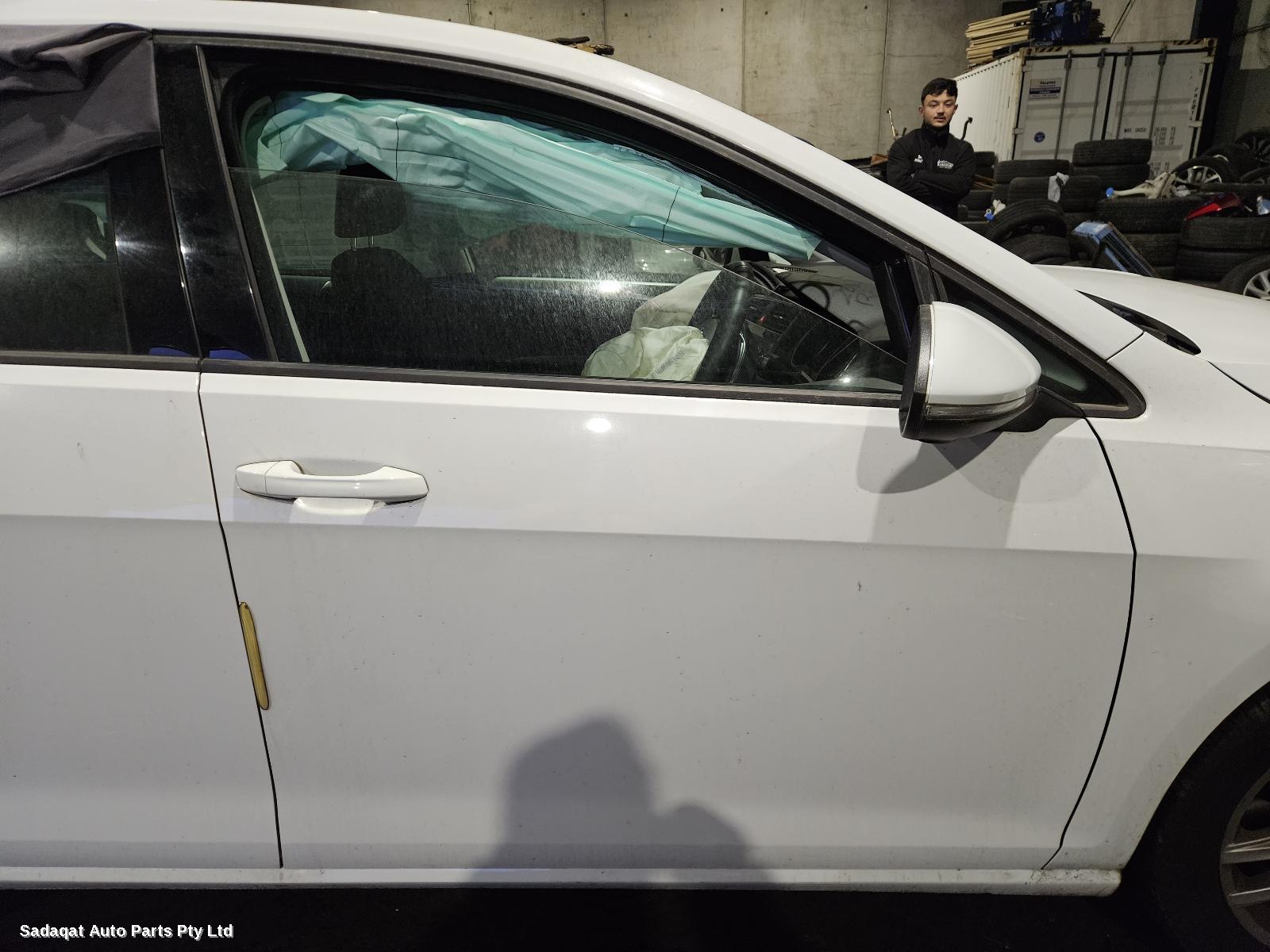 Volkswagen Golf Rear Garnish