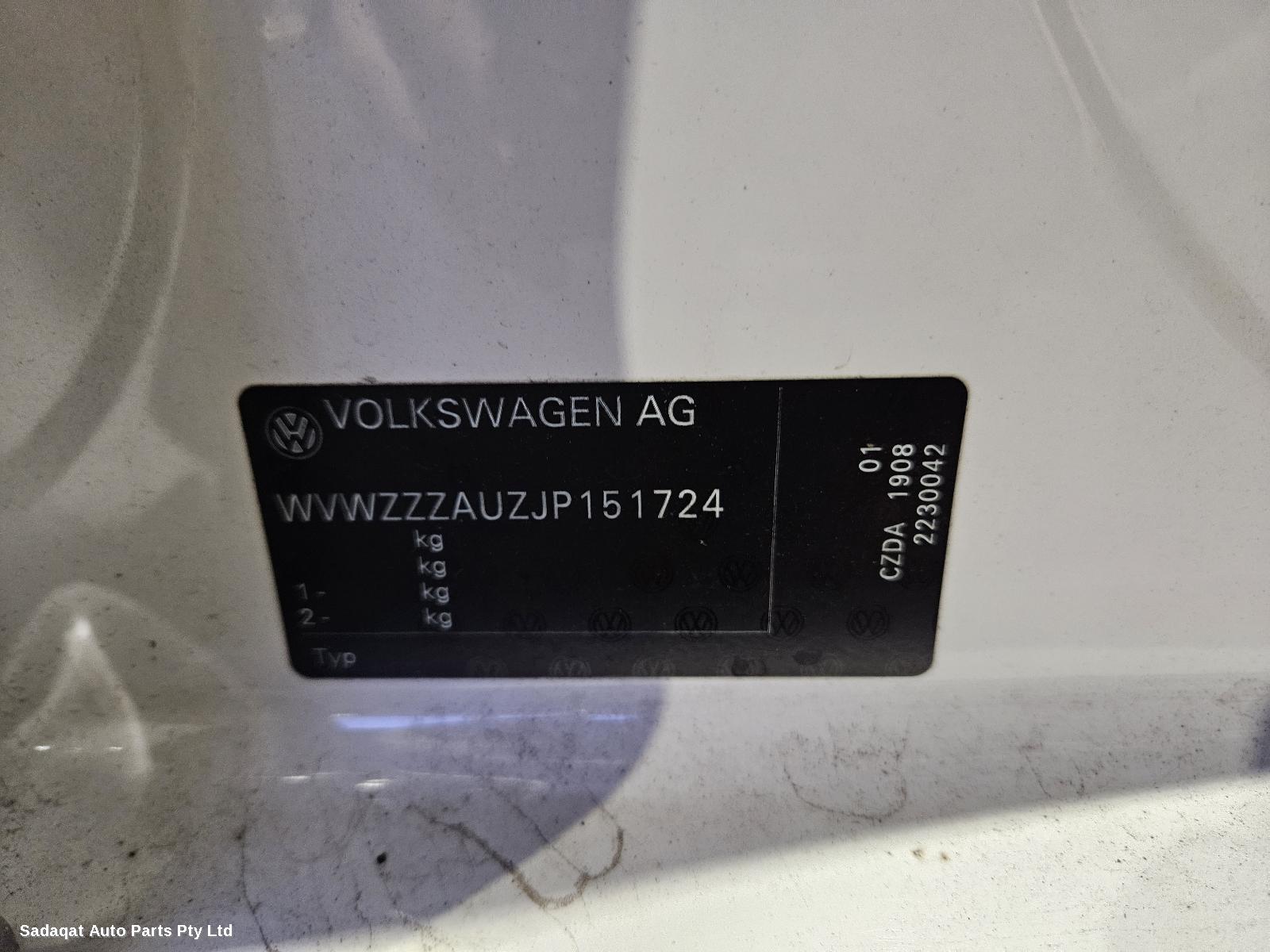 Volkswagen Golf Rear Garnish