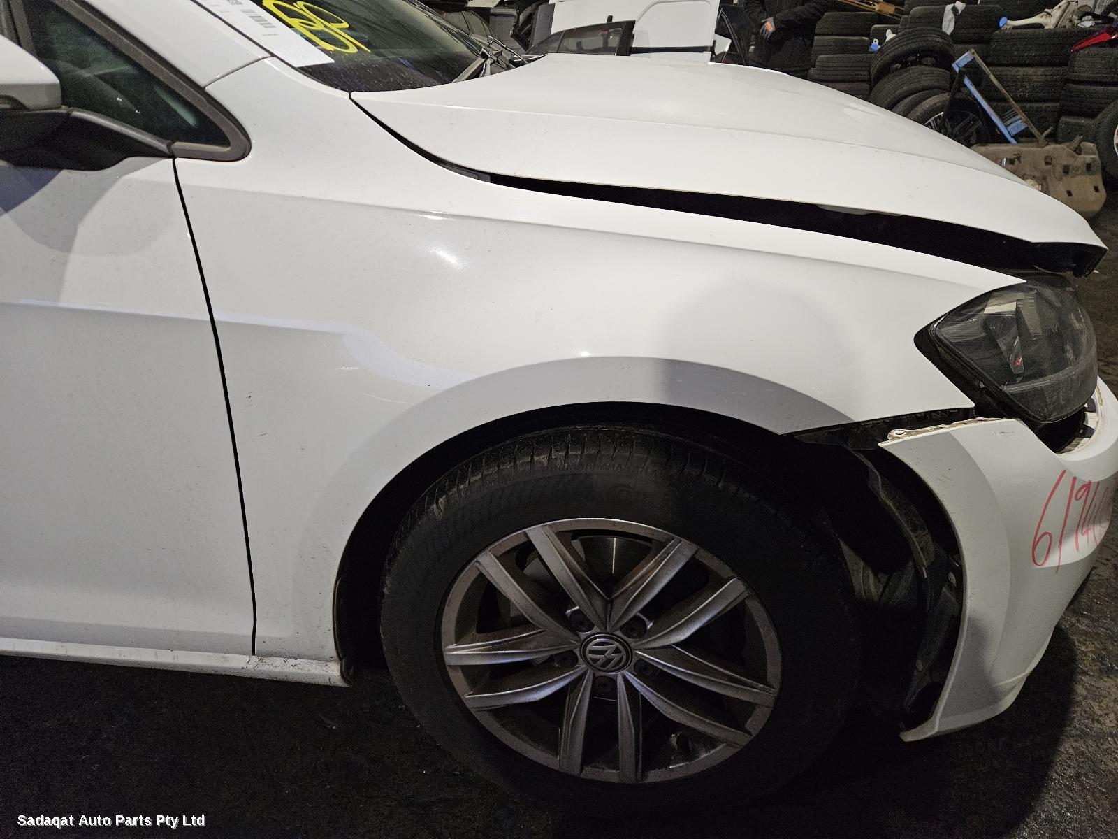 Volkswagen Golf Rear Garnish