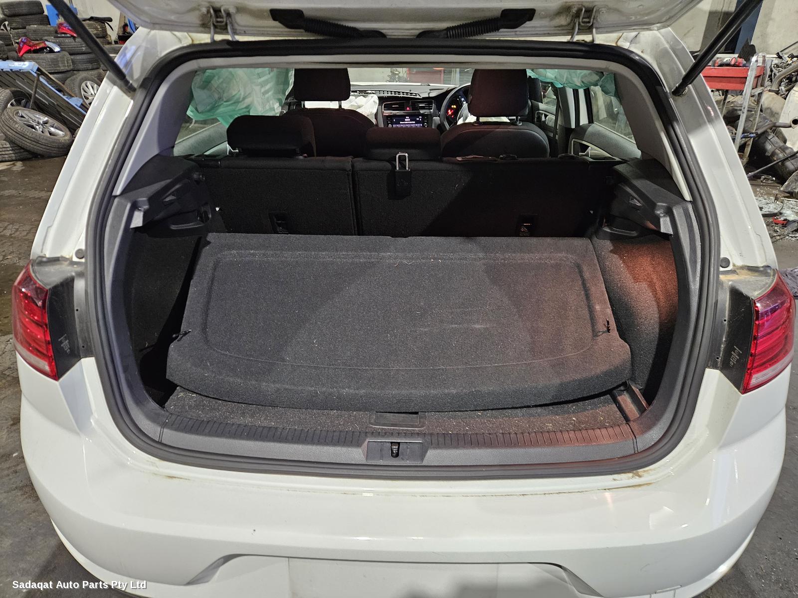 Volkswagen Golf Rear Garnish